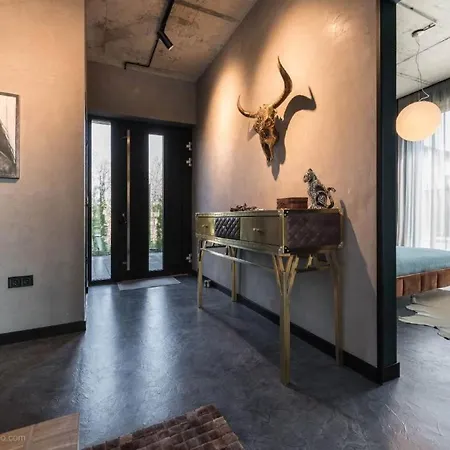Luxury Vila Laxzuly 3 Bdr With Pool Βάρνα