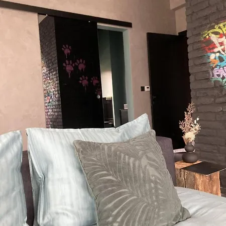 Luxury Vila Laxzuly 3 Bdr With Pool Βάρνα