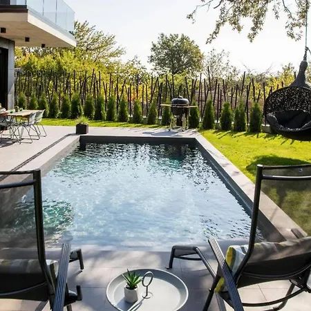Luxury Vila Laxzuly 3 Bdr With Pool * Βάρνα