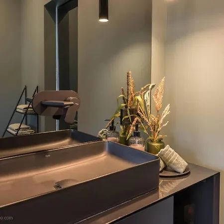 Luxury Vila Laxzuly 3 Bdr With Pool Villa