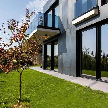 Luxury Vila Laxzuly 3 Bdr With Pool Villa *